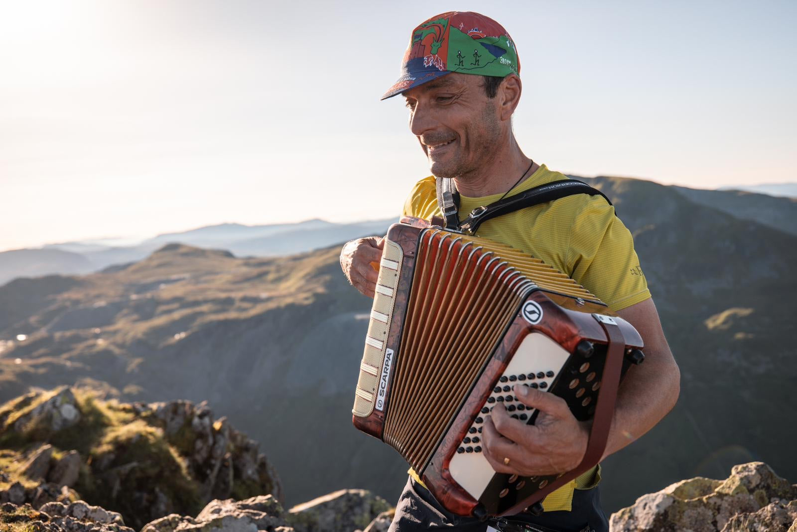 Running the Dragon's Back Race with an Accordion!